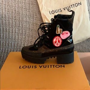 Louis Vuitton Authentic world tour boots